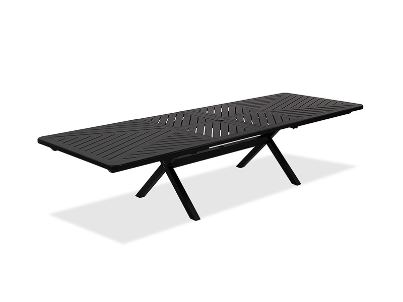 Solstice Ausziehbarer Terrassentisch aus gealtertem Bronze-Aluminium, 84–130 × 44 Zoll